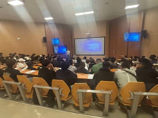沈阳芯源微电子设备有限公司-于艾岑